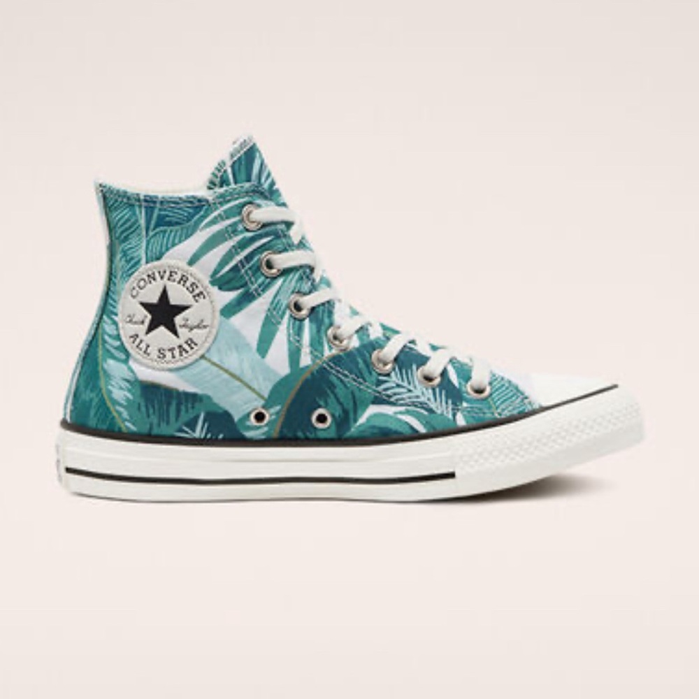 Chuck Taylor All Star “Wild Florals” sz 9